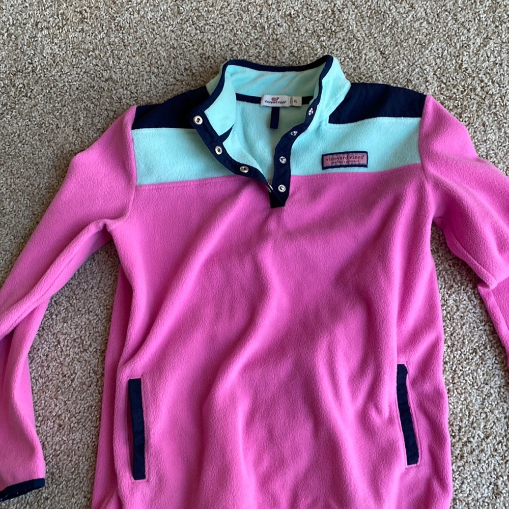Vineyard Vines girl kids size XL